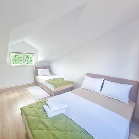 Apartman Natali Kremena Zewnętrze zdjęcie