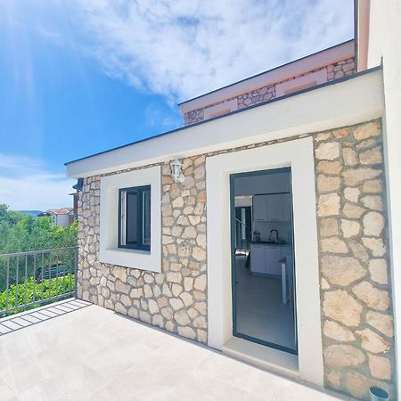 Apartman Natali Kremena Zewnętrze zdjęcie
